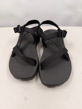 Vibram Black Strappy Sport Sandals women’s size 9